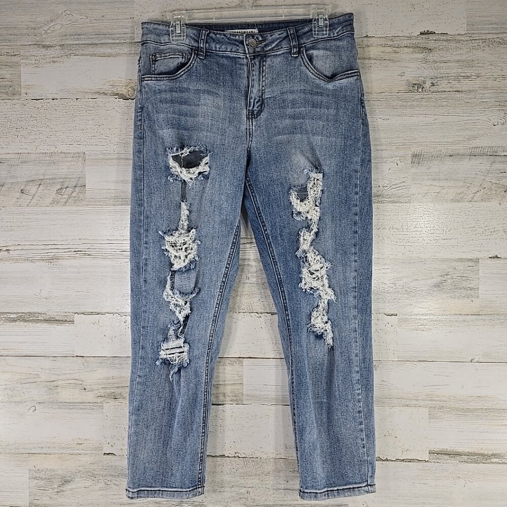 STREETWEAR SOCIETY DISTRESSED Jeans Women's SIZE 11 BOYFRIEND LOW RISE (30X25)..